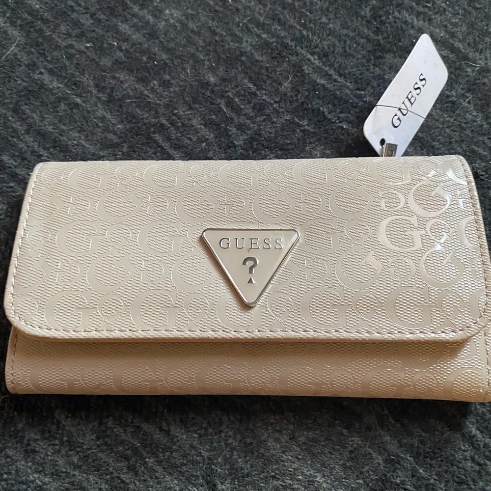 Guess Cream Wallet
